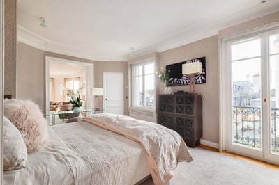 Luxury Villa Photo #16