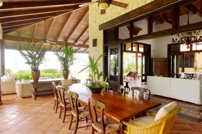 Luxury Villa Photo #18
