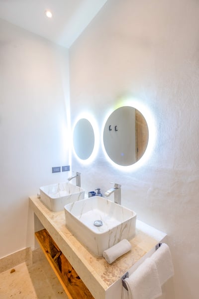 Luxury Villa Photo #34