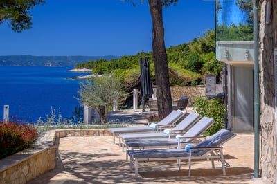 Luxury Villa Photo #26