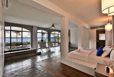 Luxury Villa Photo #20