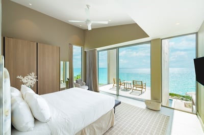Luxury Villa Photo #36