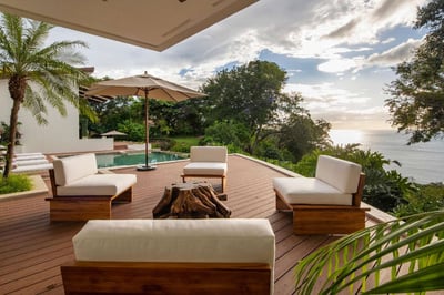 Luxury Villa Photo #9