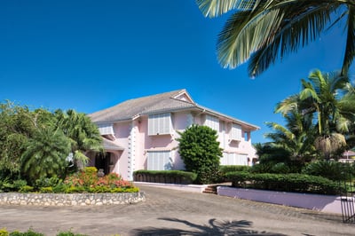 Luxury Villa Photo #30