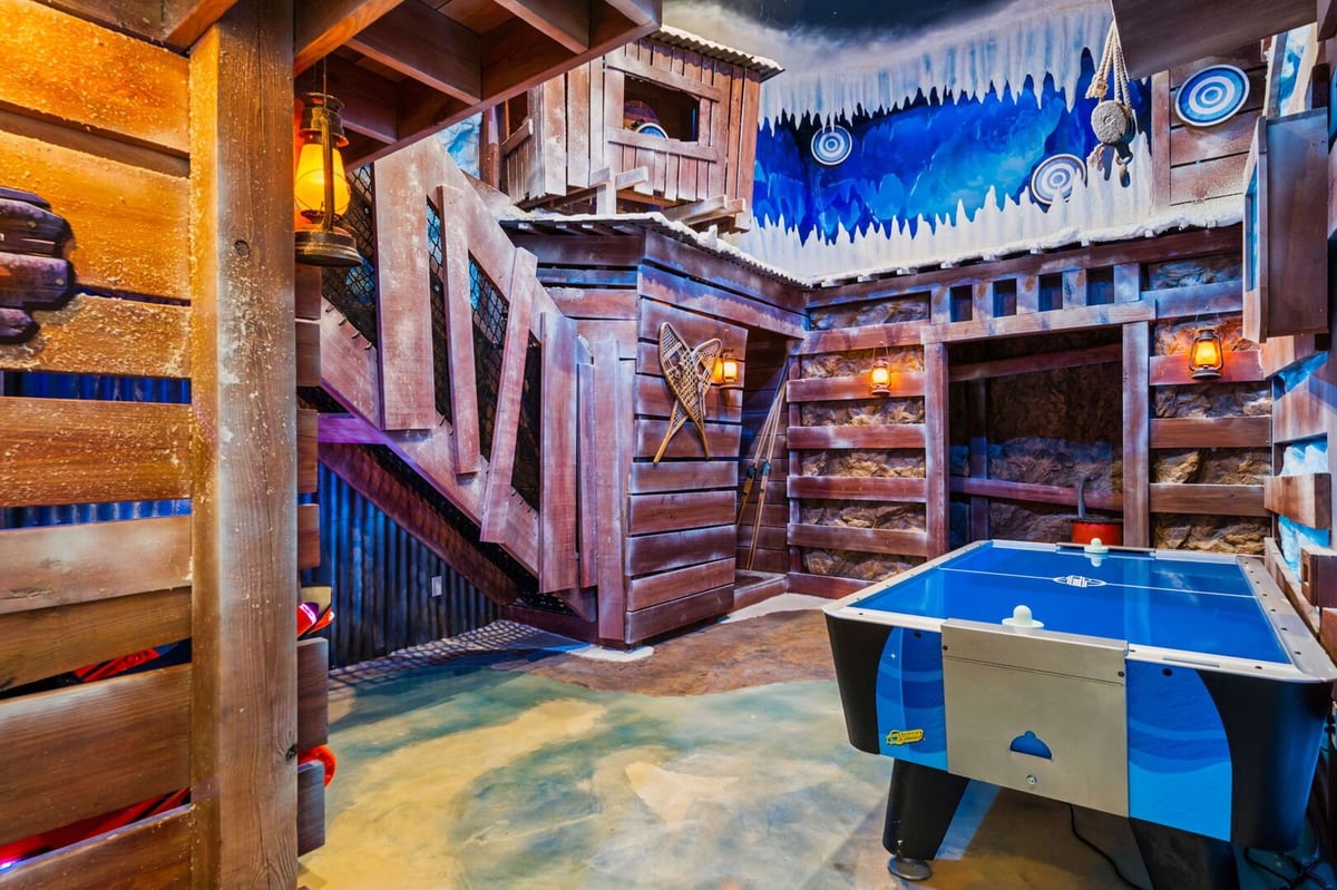 Majestic Mirage Estate