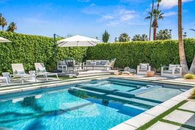 Luxury Villa Photo #17