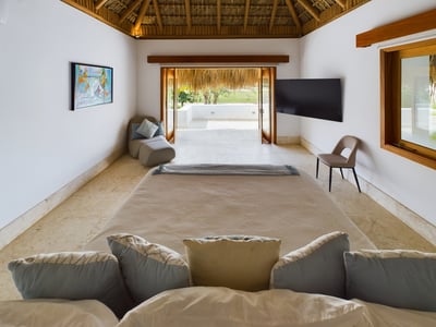 Luxury Villa Photo #54