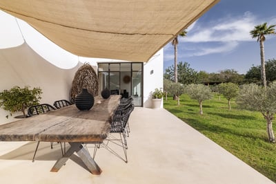Luxury Villa Photo #9