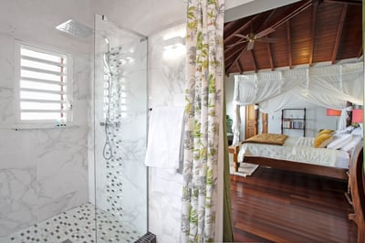 Luxury Villa Photo #35