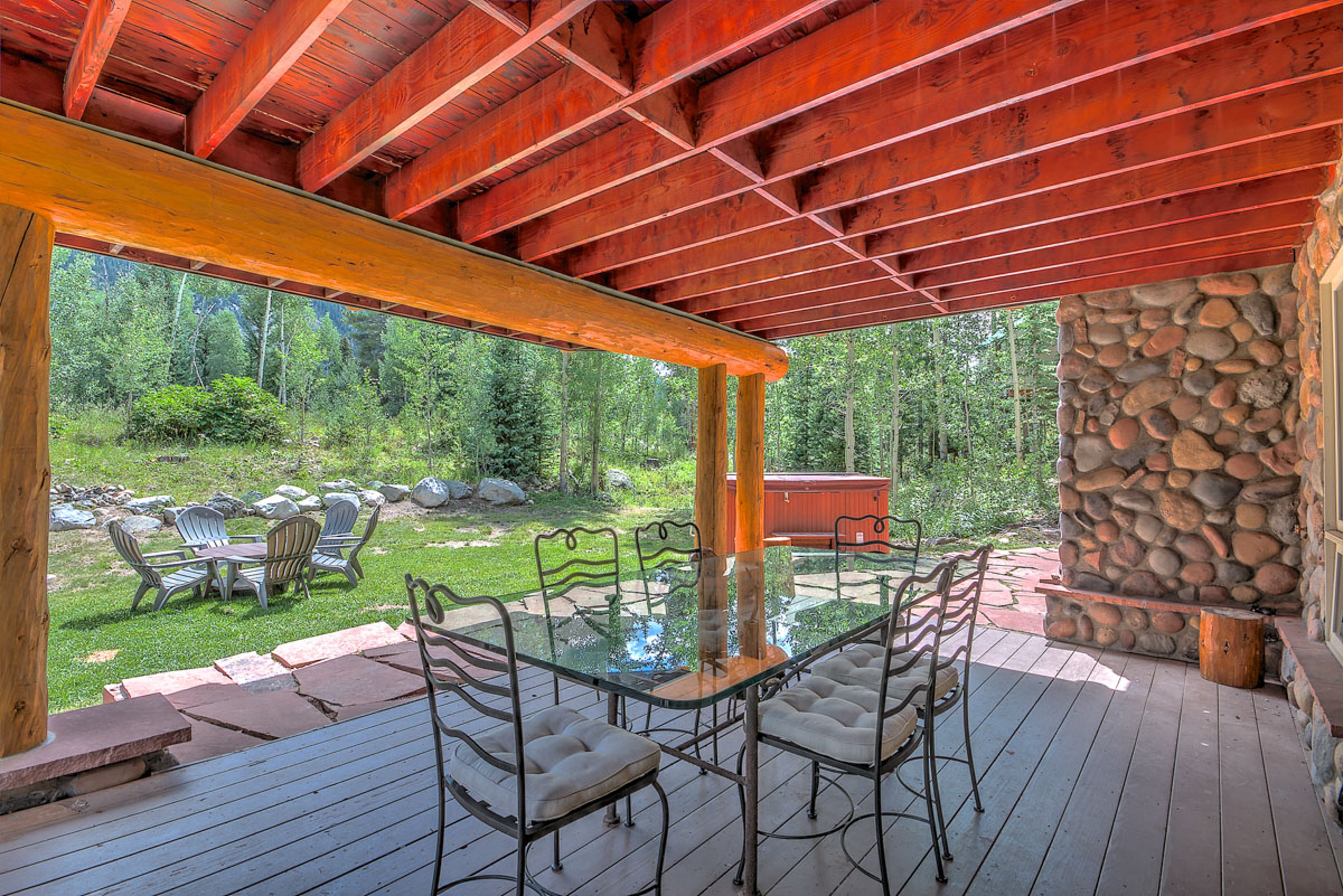 Aspen Meadow Lodge - 6