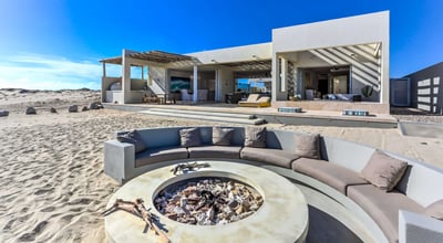 Luxury Villa Photo #2