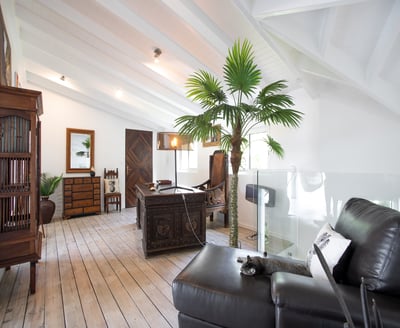 Luxury Villa Photo #15