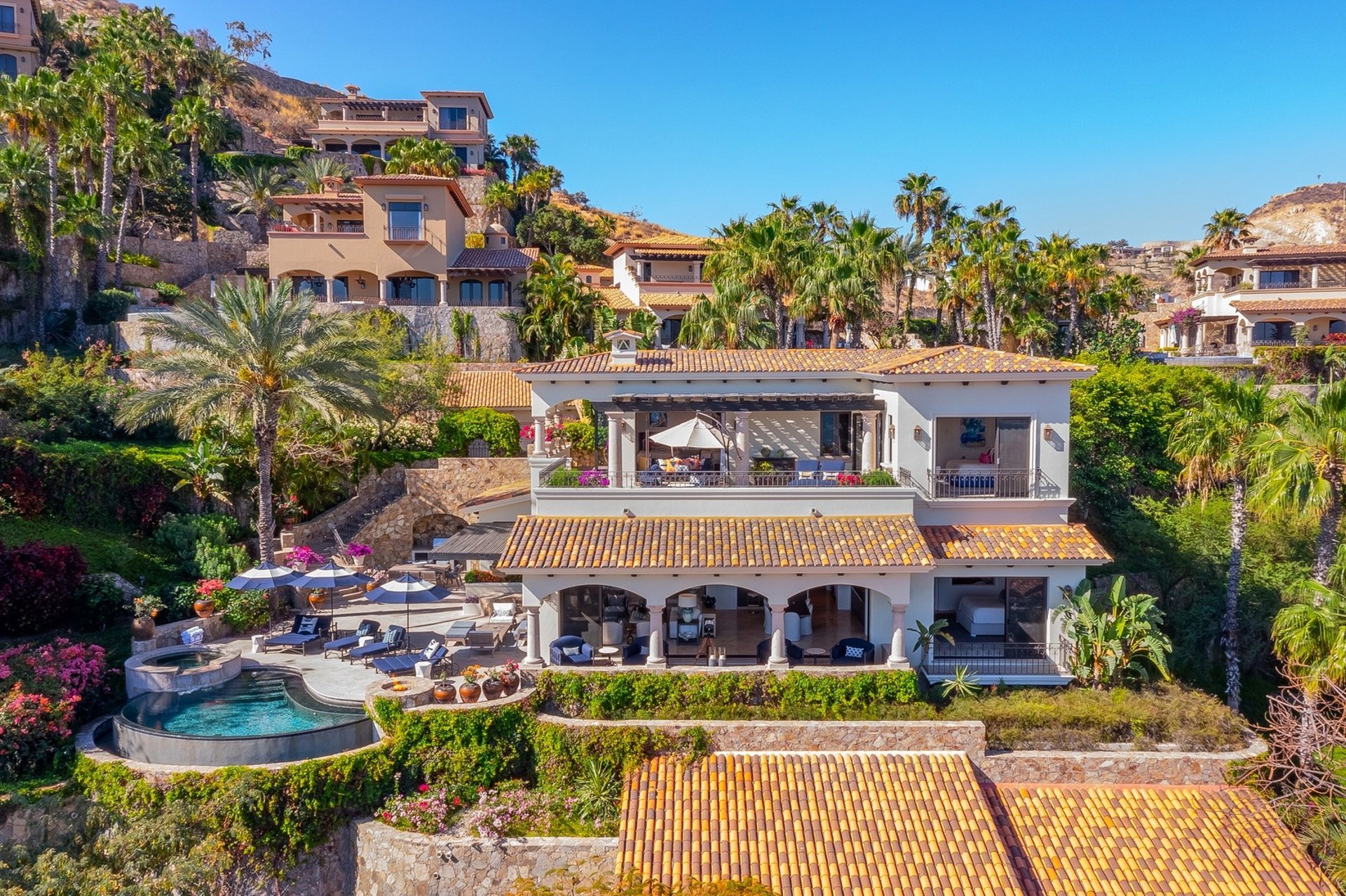 Casa Bella - 1