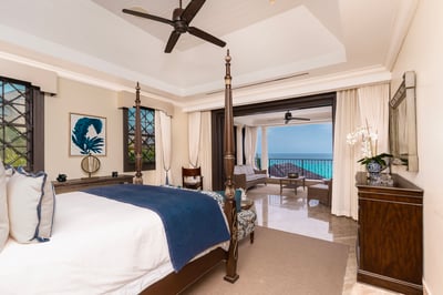 Luxury Villa Photo #60