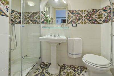 Luxury Villa Photo #31