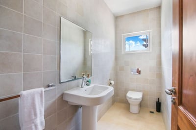 Luxury Villa Photo #35