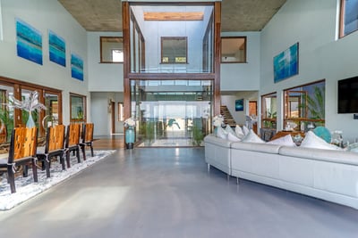 Luxury Villa Photo #54