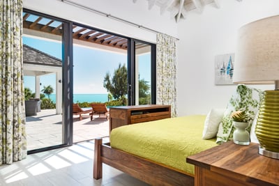 Luxury Villa Photo #38