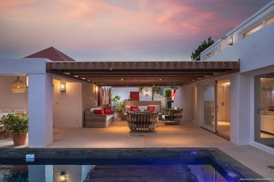 Luxury Villa Photo #8