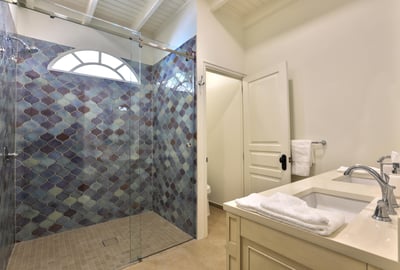 Luxury Villa Photo #36