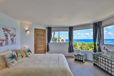 Luxury Villa Photo #48