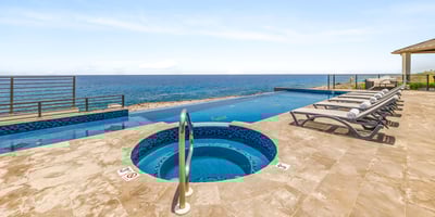 Luxury Villa Photo #7