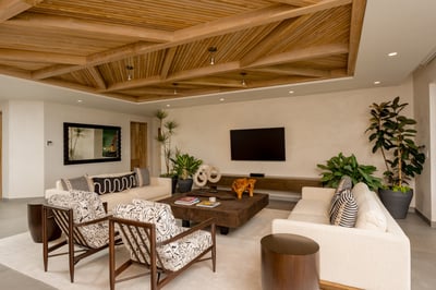 Luxury Villa Photo #2