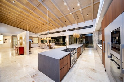 Luxury Villa Photo #23