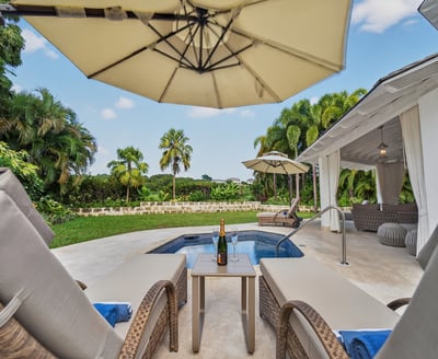 Luxury Villa Photo #4