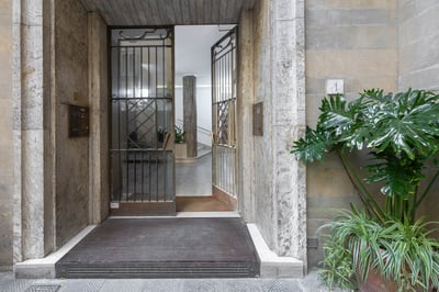 Luxury Villa Photo #15