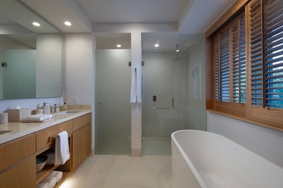 Luxury Villa Photo #25