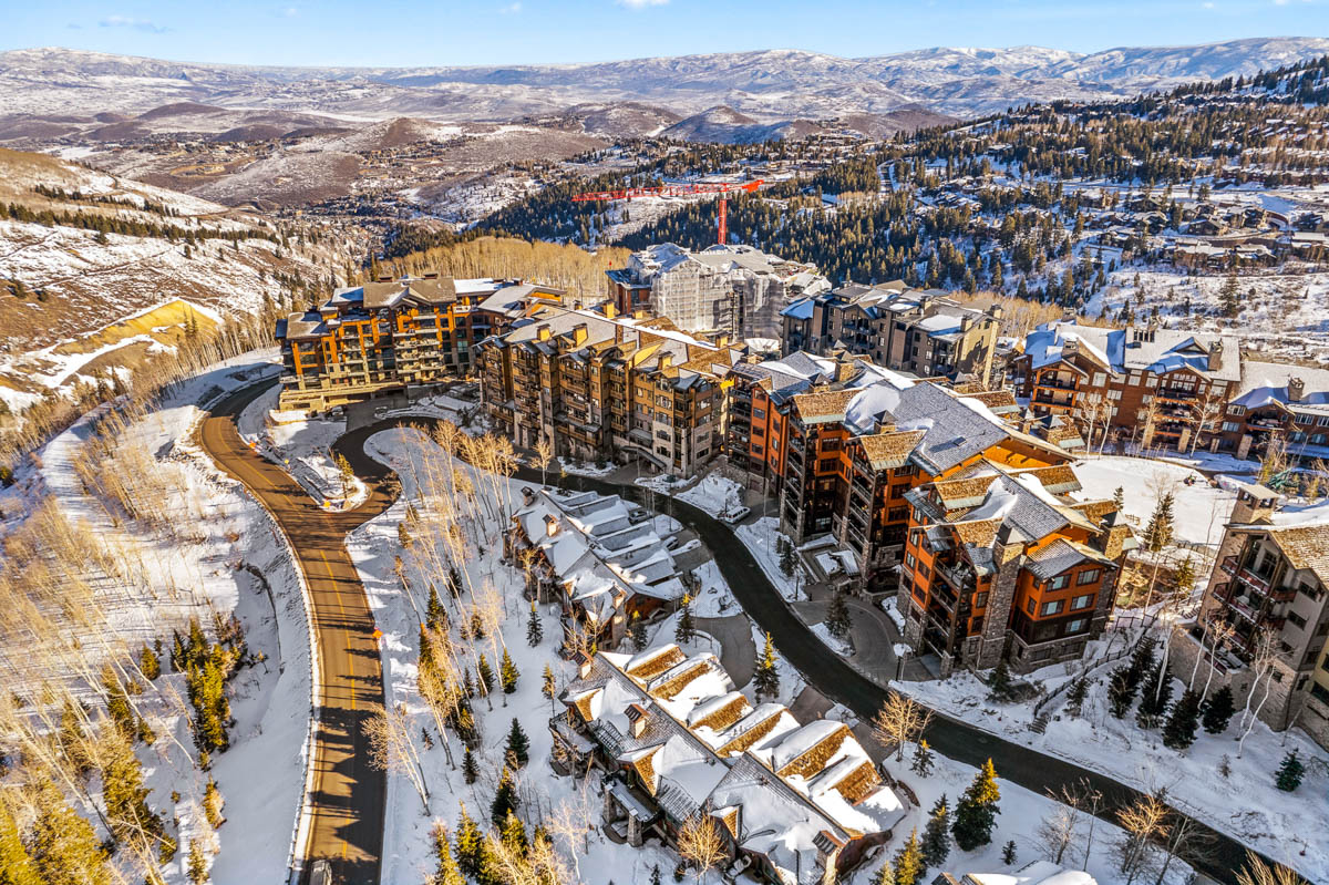 3 BDM Luxury Condo at Flagstaff Lodge Empire Pass Home rental - 20