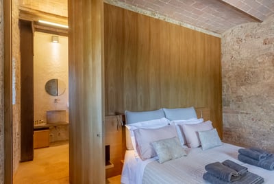 Luxury Villa Photo #23