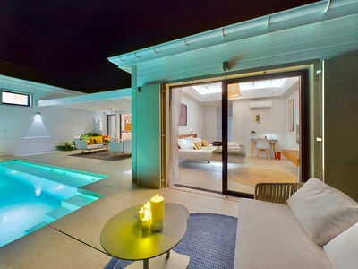 Luxury Villa Photo #7