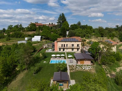 Luxury Villa Photo #2