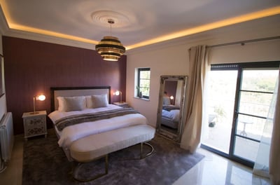 Luxury Villa Photo #24
