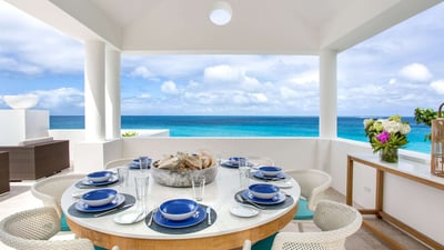 Luxury Villa Photo #6