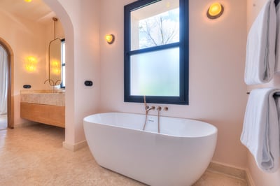 Luxury Villa Photo #45