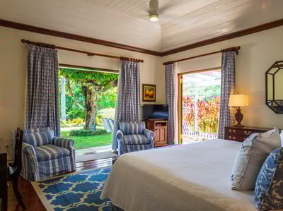 Luxury Villa Photo #11