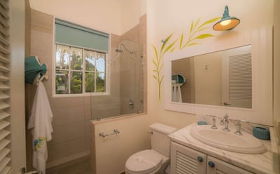Luxury Villa Photo #18