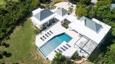 Luxury Villa Photo #40