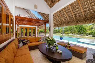 Luxury Villa Photo #19