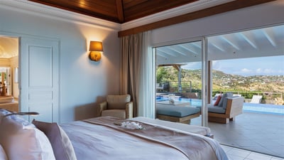 Luxury Villa Photo #25