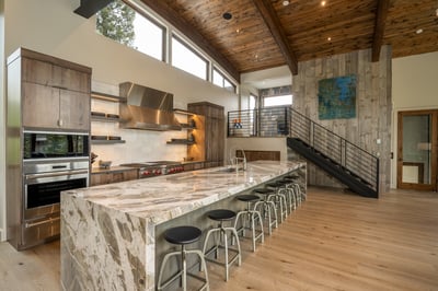 Gourmet kitchen