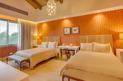 Luxury Villa Photo #47