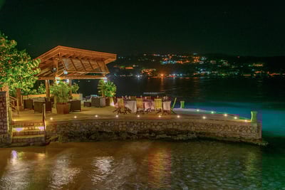 Luxury Villa Photo #8