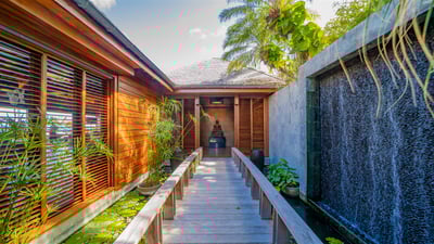 Luxury Villa Photo #20