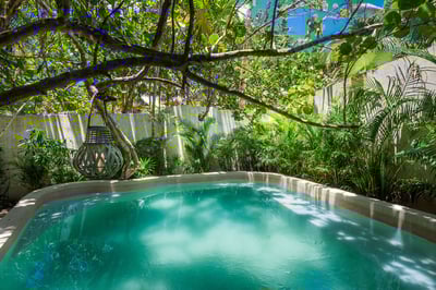 Luxury Villa Photo #4