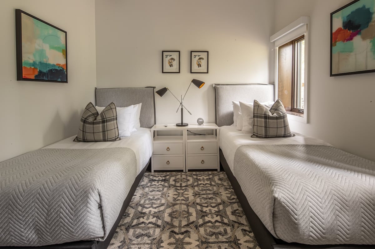 Yeti Ridge Retreat
