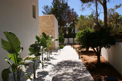 Luxury Villa Photo #7